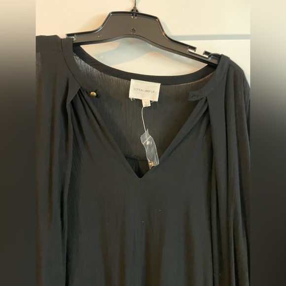 Top - Picture 2 of 4